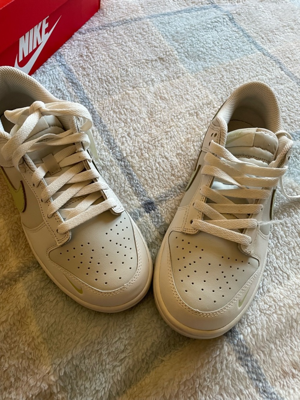 Nike Low-Top Sneakers in Cream with Pale Green Swoosh - Picture 3 of 5